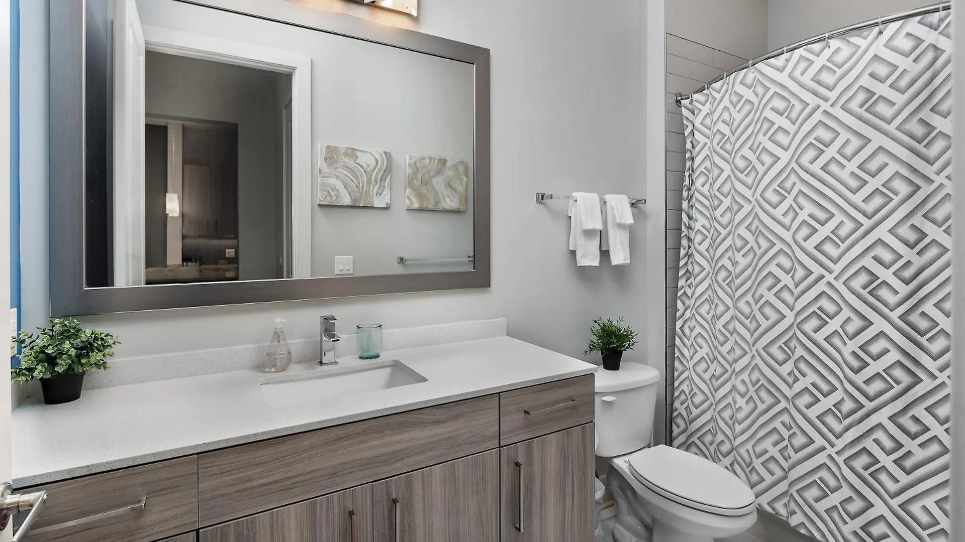 Trifecta Luxury Serviced Apartment In Uptown Clt Шарлотт 0*,  США