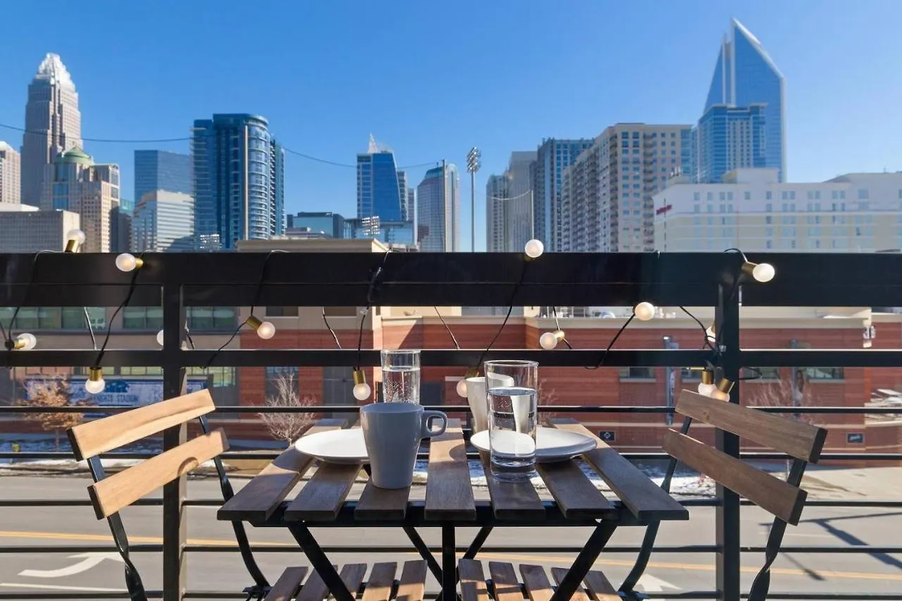 Trifecta Luxury Serviced Apartment In Uptown Clt Шарлотт